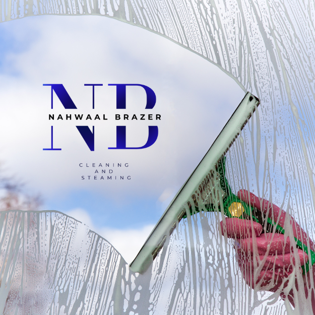 Streak-free glass cleaner